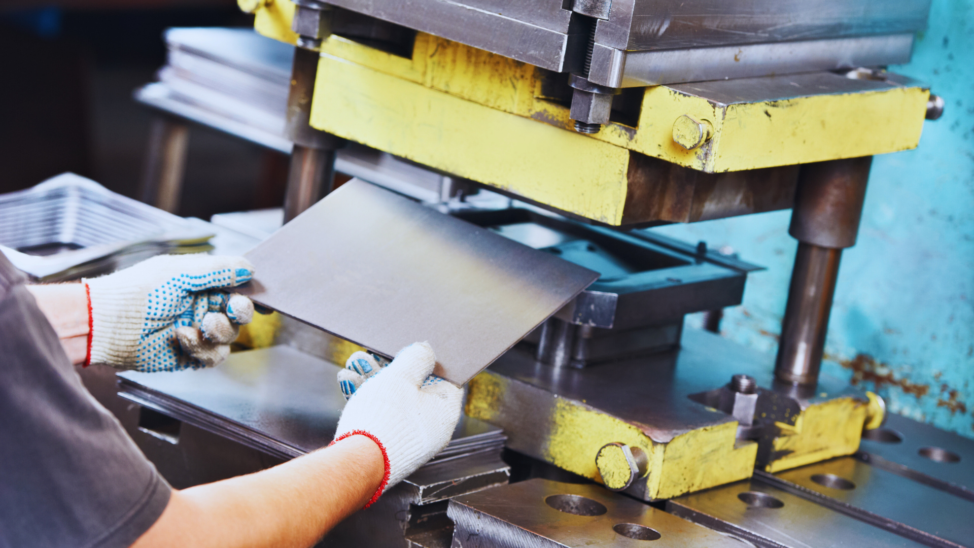 Custom Sheet Metal Fabrication (1)